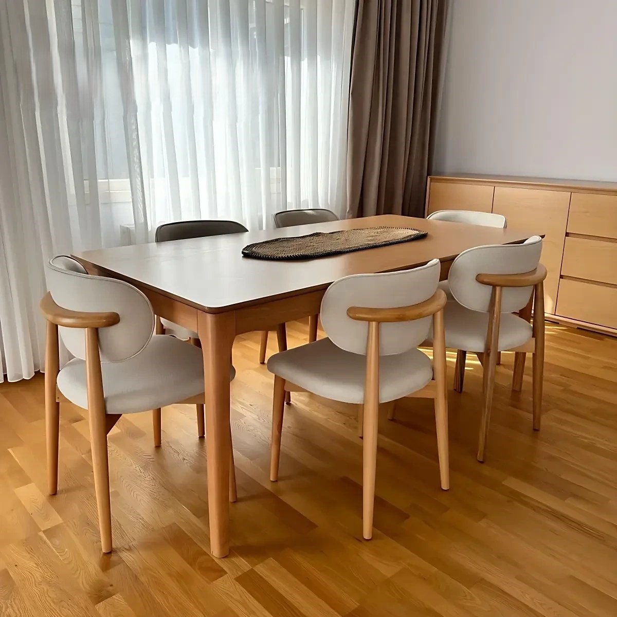 میز ناهارخوری